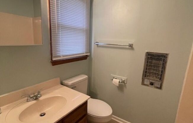 1 bed, 1 bath, $795