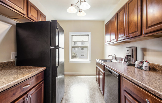 365 Hanover Ave