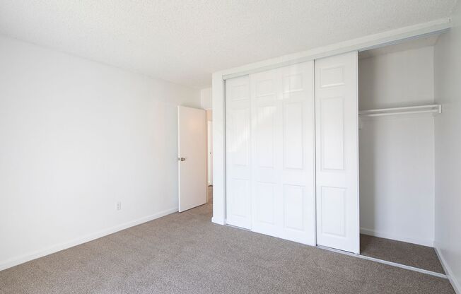 3 beds, 2 baths, 1,186 sqft, $2,895, Unit F-08