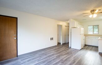 One Bedroom Apartment Home Near OHSU Ready Now!