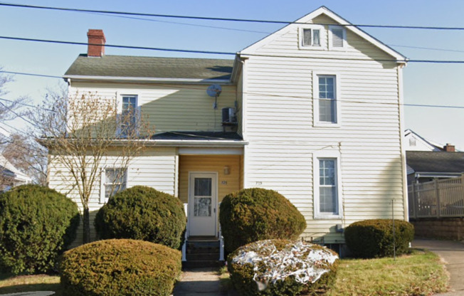 725 Chartiers Street