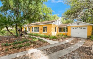 Updated 2/2/1 with huge yard next in the Delaney Park/Lake Weldona