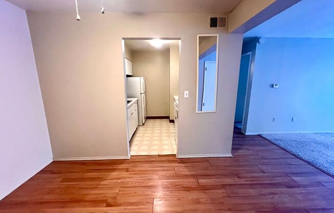 Twin Oaks - 1 Bed 1 Bath - Cozy Apartment