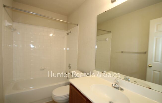 3 beds, 2 baths, $1,450