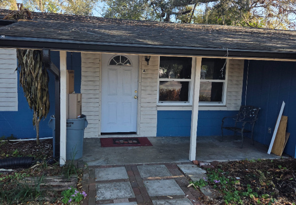 1449 N RONALD REAGAN BLVD