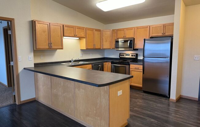2 beds, 2 baths, 894 sqft, $1,245, Unit 627-309