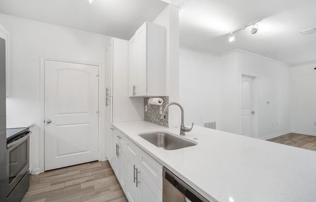 Villa Sonoma 2/2 Condo – Minutes from TPA & International Plaza