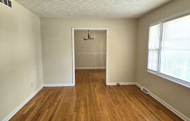 House in Gainesway With Huge Yard 250731