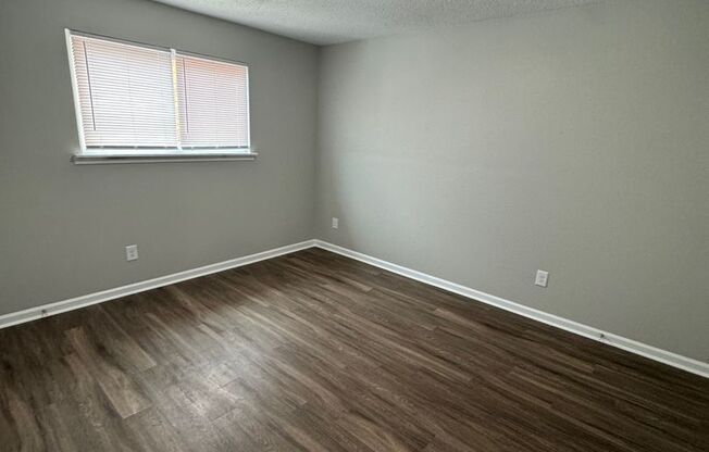 1 bed, 1 bath, 730 sqft, $925