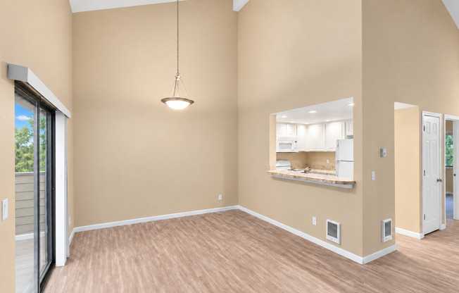 *RECENTLY UPDATED* Lovely 2 BD | 1 BA Condo Available in Townhomes with a View Community in the Heart of Clackamas | W/S/T Included in Rent!
