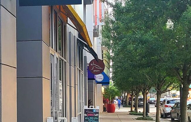 2 beds, 2 baths, $2,000, Unit Unit 304