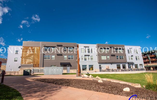3 beds, 2 baths, 1,150 sqft, $2,799, Unit 220