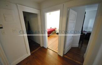 52 MONTFERN RD