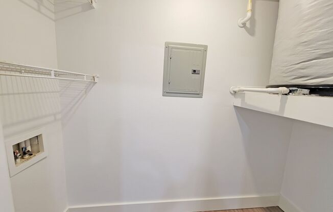 1 bed, 1 bath, 748 sqft, $2,035