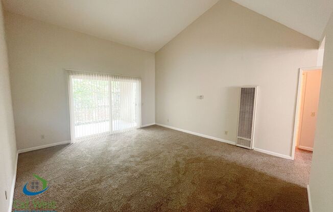 $2,595 - Spacious 2 Bedroom, 1 Bath, upstairs corner apartment in clean well maintained quiet Morgan Hill complex