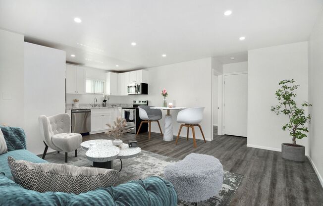 5417 & 5425 Zelzah Avenue