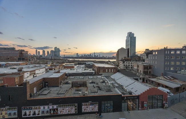 Studio, 1 bath, $5,000, Unit 1A