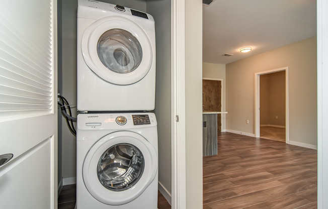 1 bed, 1 bath, 762 sqft, $2,395, Unit Residence 413
