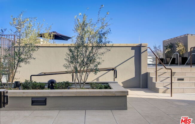 2 beds, 2 baths, 1,910 sqft, $6,995, Unit 612