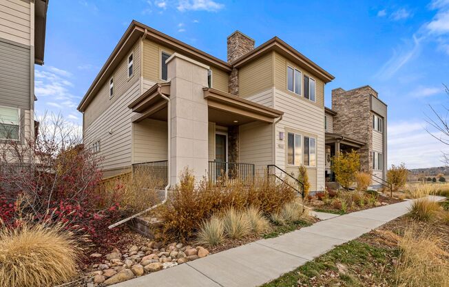 Gorgeous Home with Mountain Views in Eastridge!