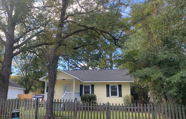 2 Bedroom 1 Bath SFH in Wilmington!!