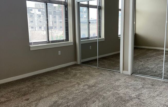3 beds, 2 baths, 1,613 sqft, $3,000, Unit 314