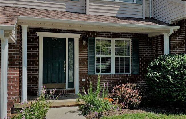 2 Bedroom 2.5 Bath Townhouse