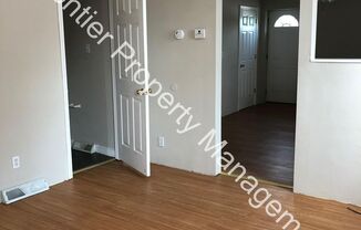 1 bed, 1 bath, 600 sqft, $695, Unit 8512 N. Broadway St 2F