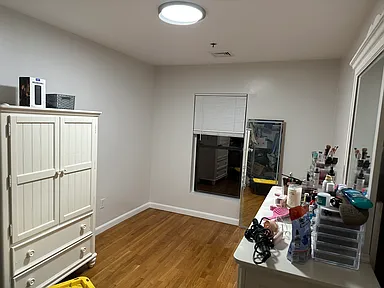 22 High St.