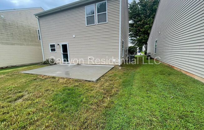 3 beds, 2.5 baths, $1,775