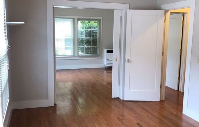 1 bed, 1 bath, $2,395, Unit Apt 03