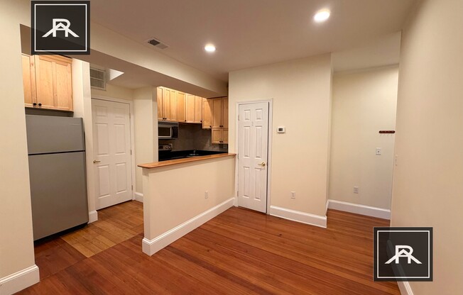 196 WINTHROP RD