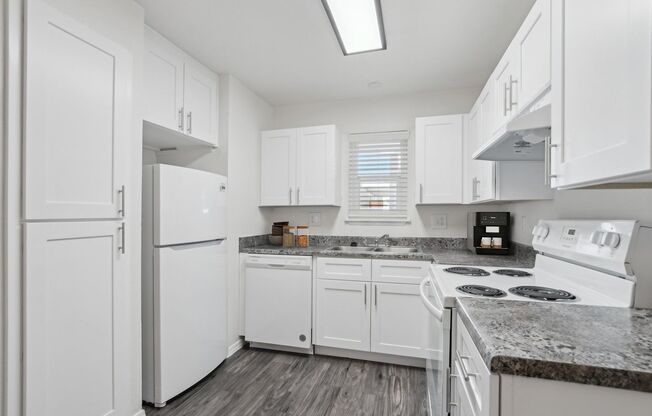 1 bed, 1 bath, 650 sqft, $1,275, Unit 2067