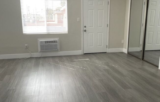 5 beds, 2 baths, 1,750 sqft, $3,995, Unit Unit #4