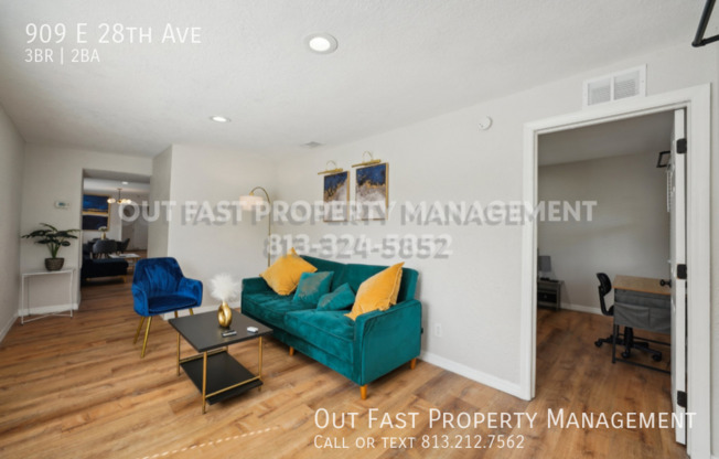 909 E 28 AVE