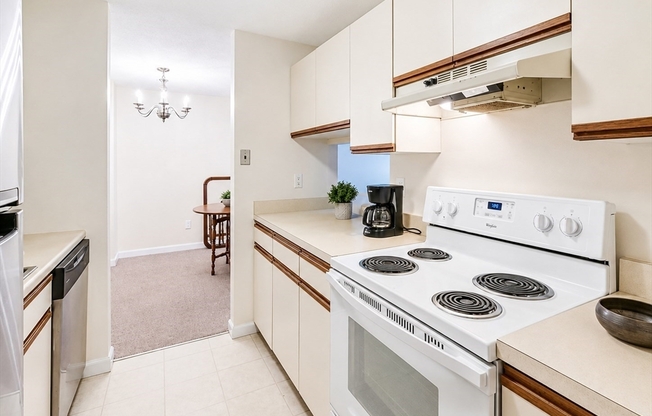 2 beds, 1.5 baths, 915 sqft, $3,700, Unit 602