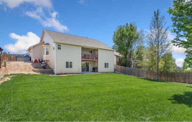 3007 45 AVE