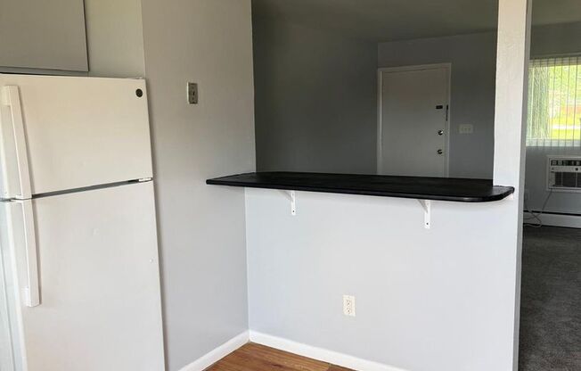 2 beds, 1 bath, 725 sqft, $1,450, Unit 103BP-11