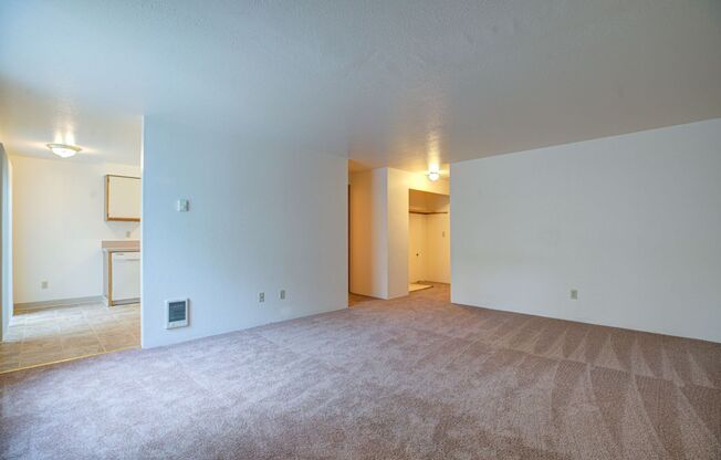 #442 WOODSIDE ESTATES APARTMENTS