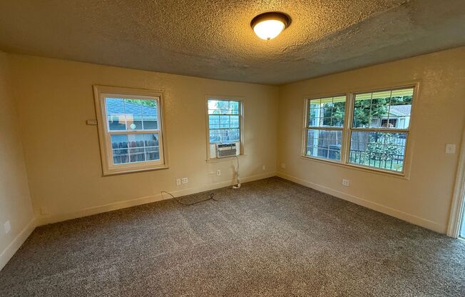 3534 20th Ave #A - Sacramento 95820