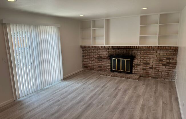 Beautifully Renovated 4 Bedroom 2 Bath Home Near Santa Teresa Foothills!