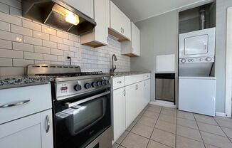 1 bed, 1 bath, $825, Unit 6474 W Nicole Ln