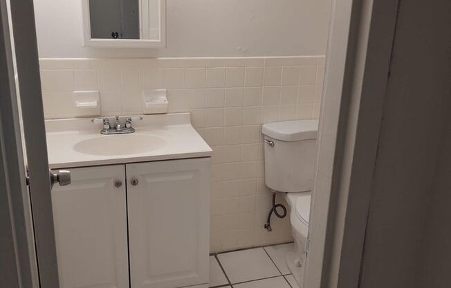 1 bed, 1 bath, $1,750, Unit Apt#13