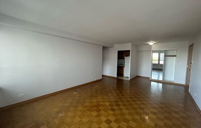 1 bed, 1 bath, 700 sqft, $1,665, Unit 418-0908