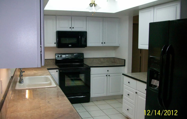 3 beds, 2 baths, $2,495