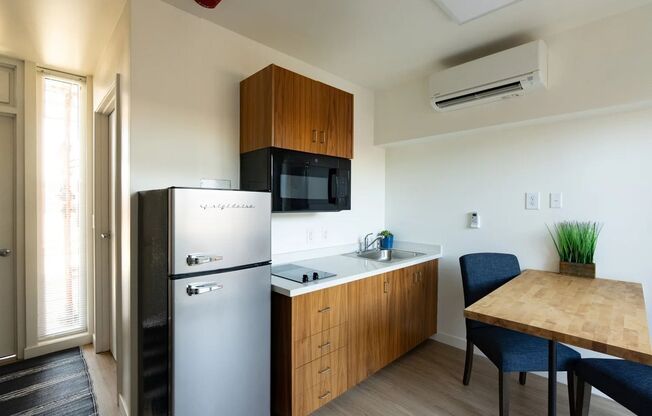 Monarch — Modern Studio Living in the Heart of San Diego