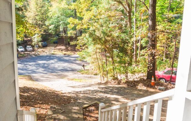 2 bed, 1.5 bath Duplex in American Village Minutes to Duke University!