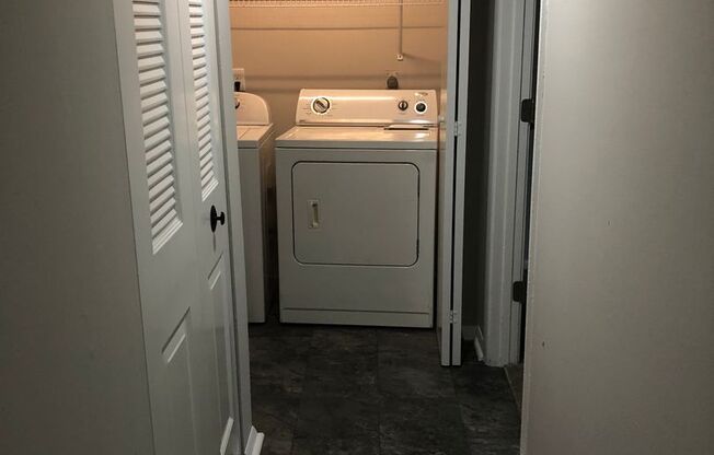 2 beds, 2 baths, 1,042 sqft, $1,429, Unit 6034C