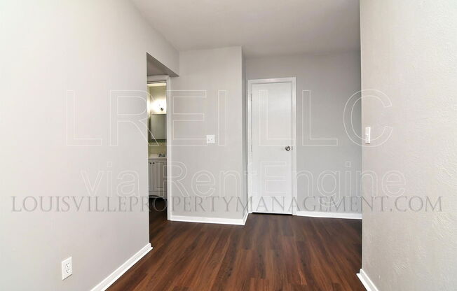 214 E 13 ST