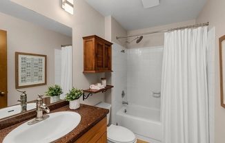 1710 S HBR WAY